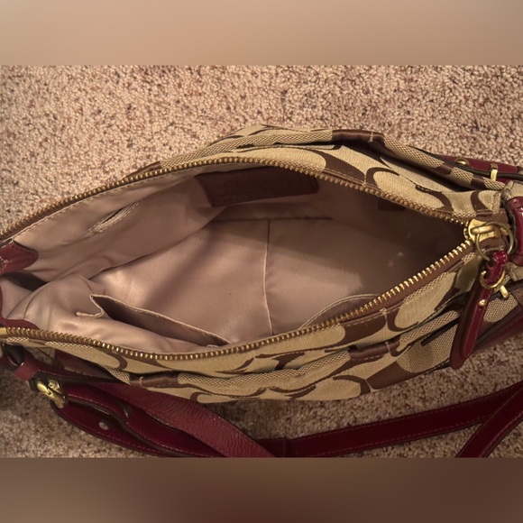 COACH COLETTE EAST/WEST SHOULDER BAG IN SIGNATURE FABRIC F23072 - Picture 9 of 12